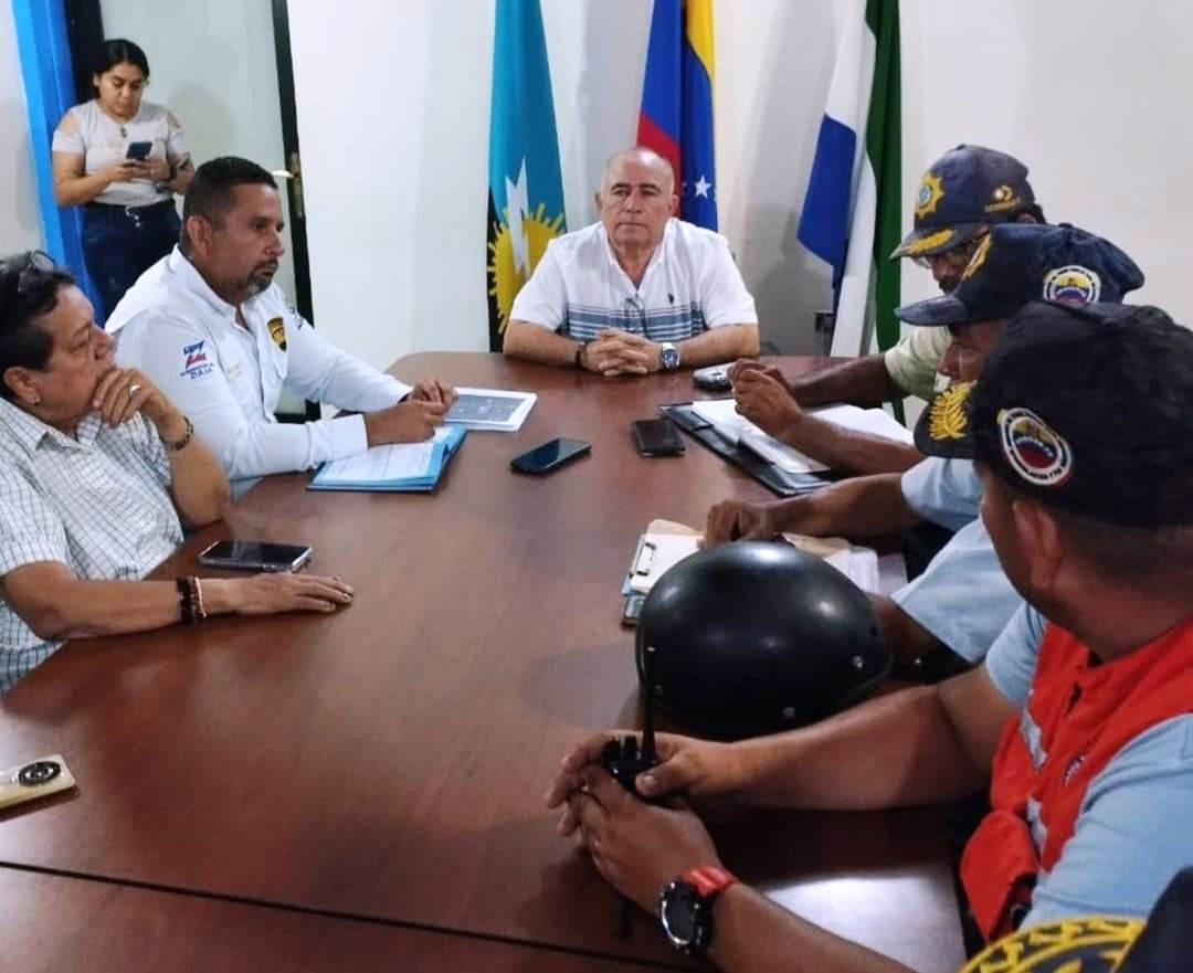 Diario Frontera, Frontera Digital,  El Vigía Panamericana, ,Alcaldía de Colón y cuerpos de seguridad atienden emergencias en Urribarrí