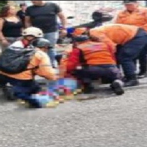 Diario Frontera, Frontera Digital,  Sucesos, ,Dos jóvenes resultaron lesionadas
en vuelco de moto en Mérida