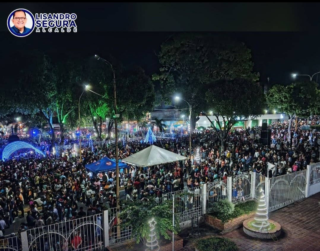 Diario Frontera, Frontera Digital,  El Vigía Panamericana, ,Lisandro Segura encendió Luces de Navidad en El Vigía
