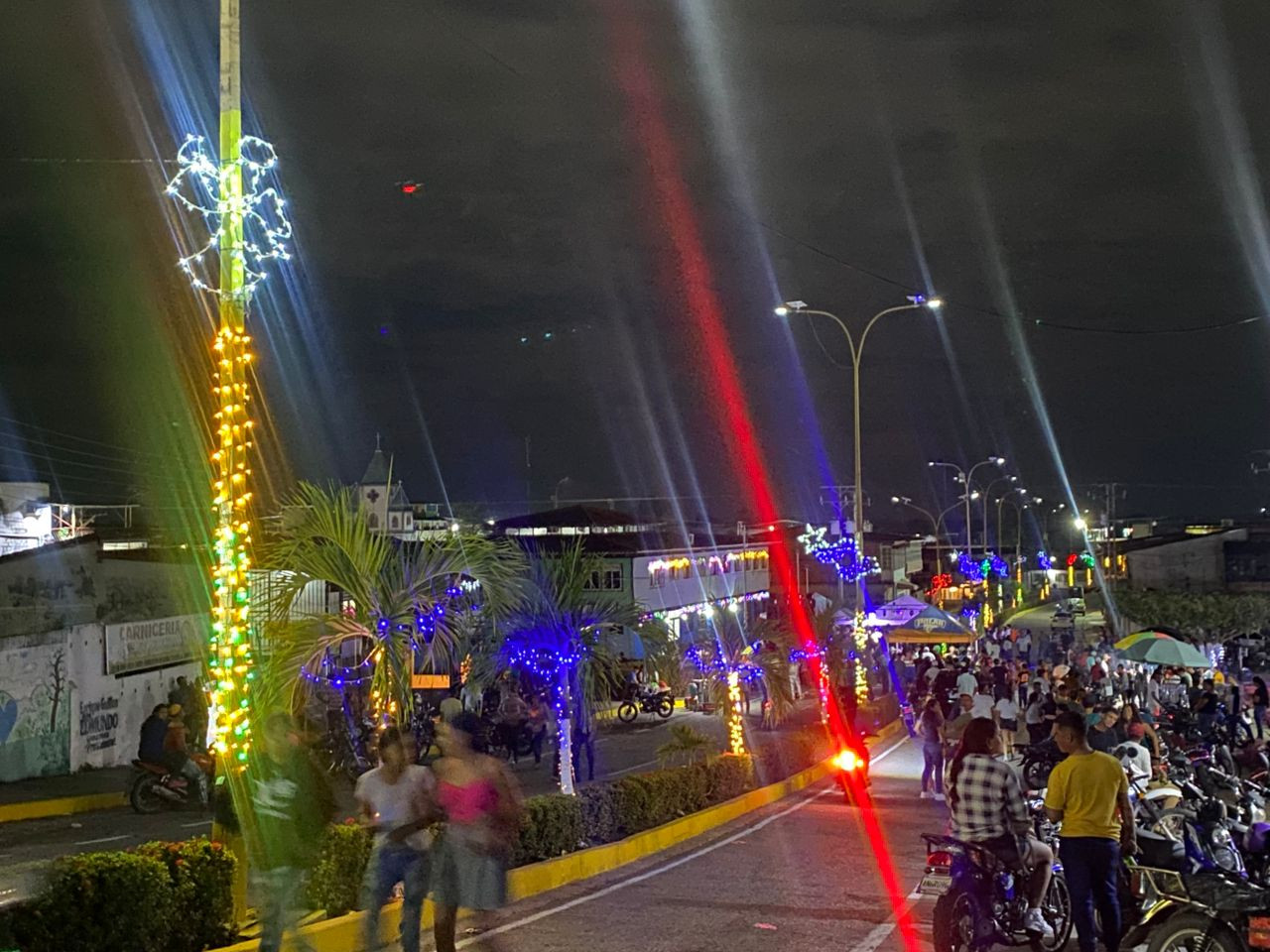Diario Frontera, Frontera Digital,  El Vigía Panamericana, ,Alcalde Enrique Guillén efectuó encendido de luces en Avenida Perimetral