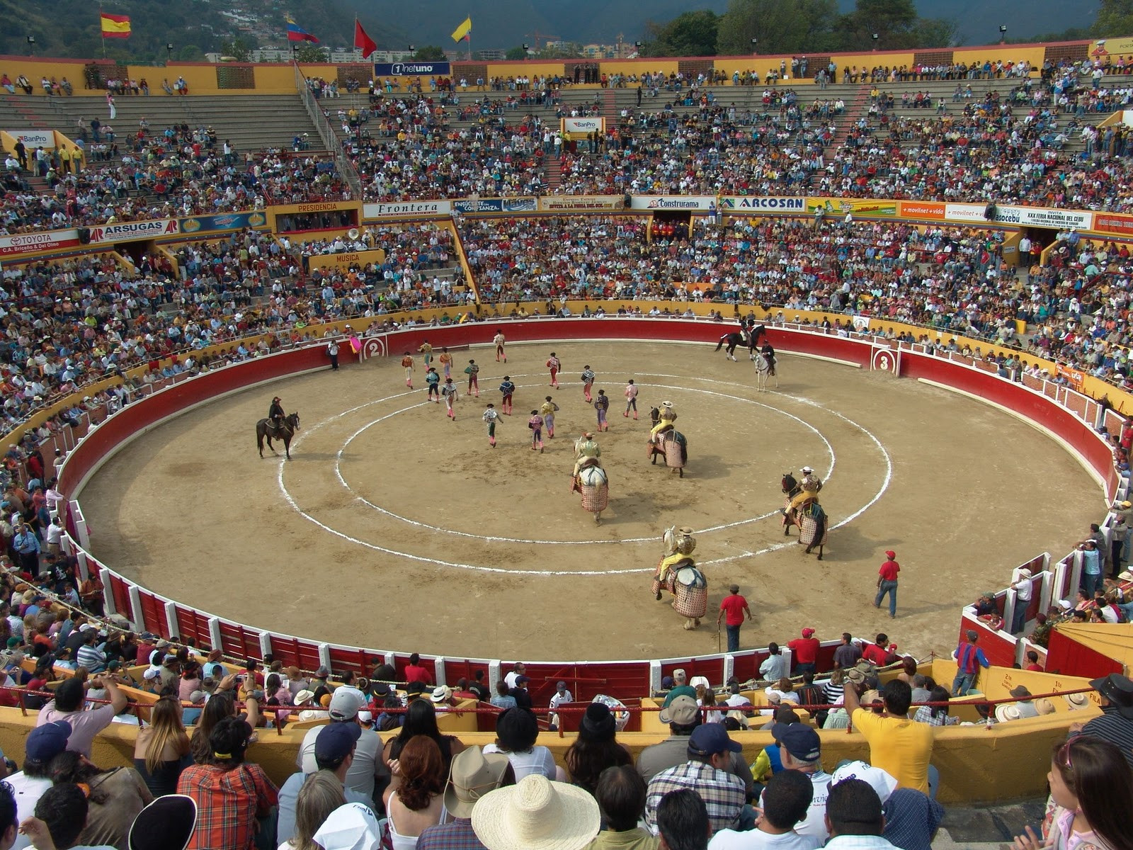 Diario Frontera, Frontera Digital,  Entretenimiento, ,Hace 57 años se inauguró Plaza de Toros Monumental de Mérida