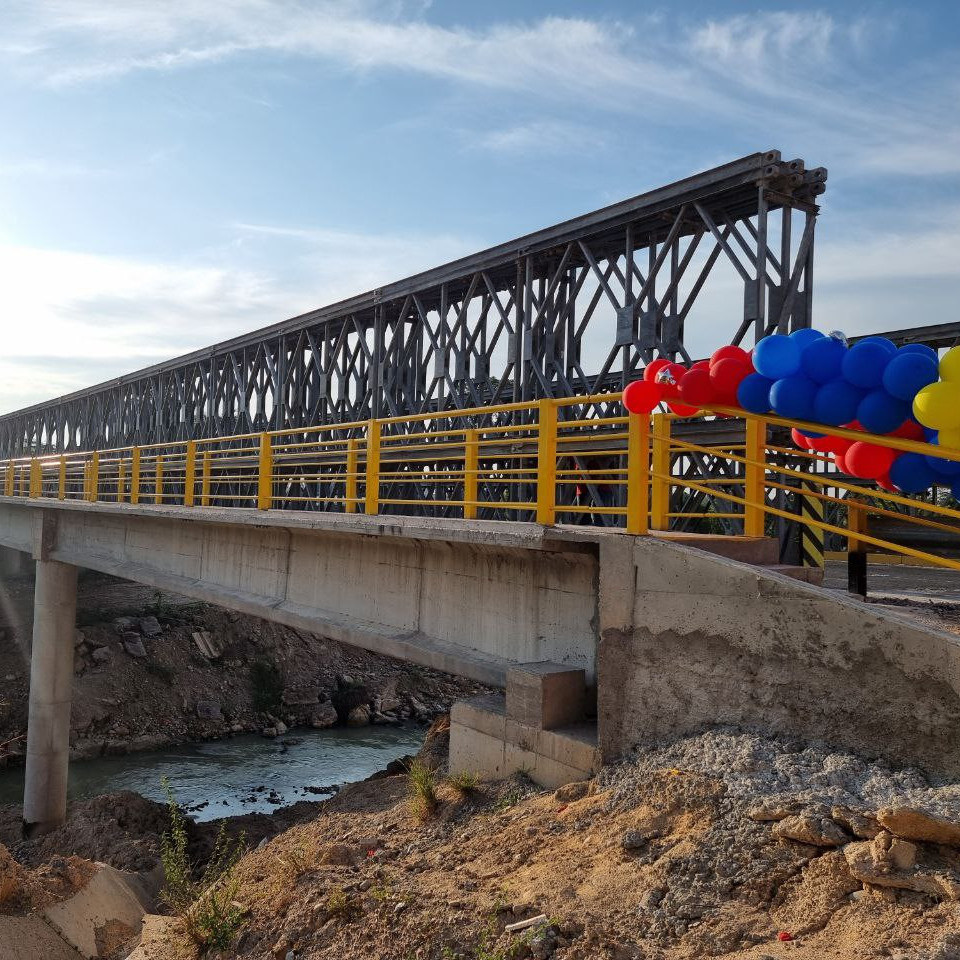 Diario Frontera, Frontera Digital,  El Vigía Panamericana, ,Gobernador Jehyson Guzmán entregó lista pasarela en Puente Onia