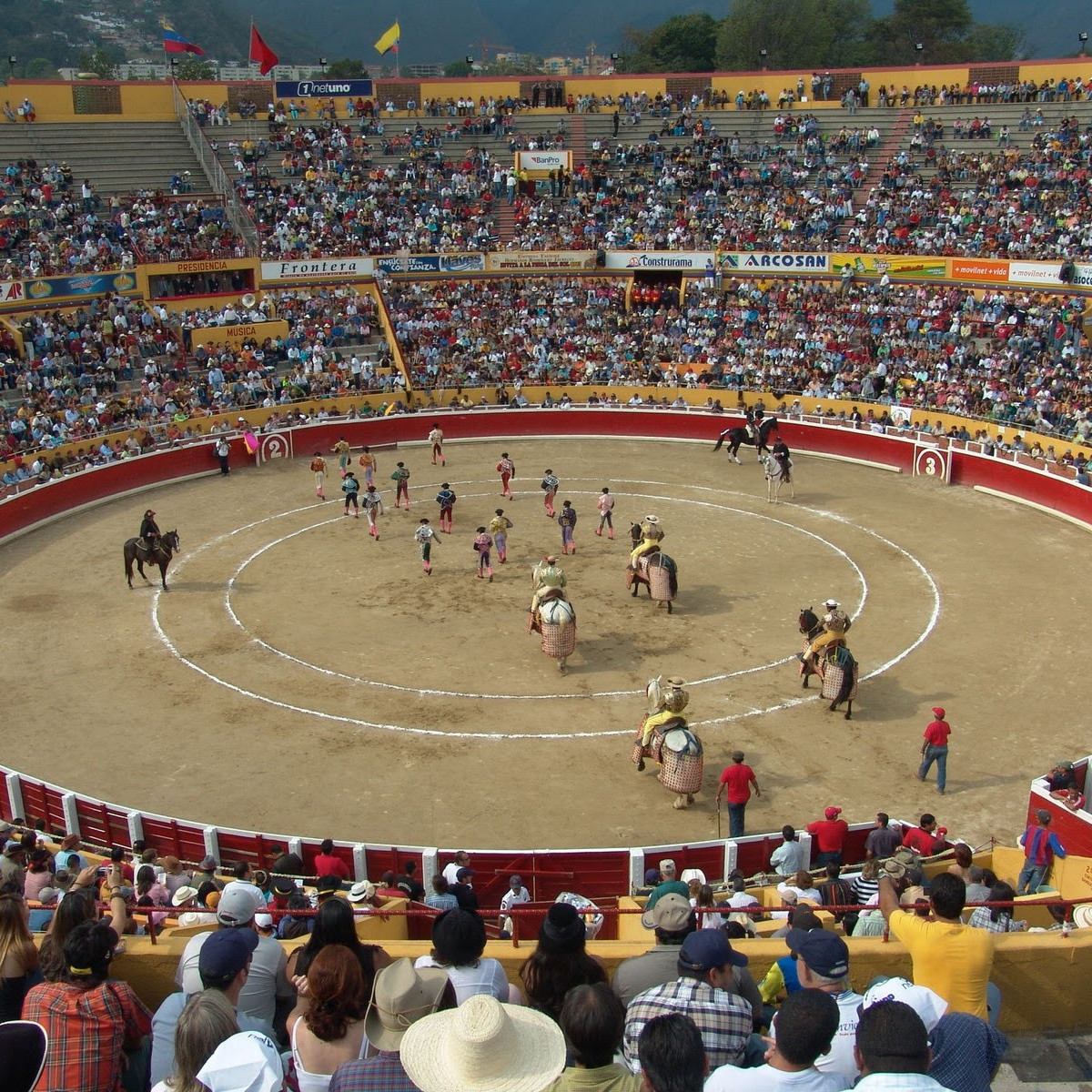 Diario Frontera, Frontera Digital,  Entretenimiento, ,Hace 57 años se inauguró Plaza de Toros Monumental de Mérida