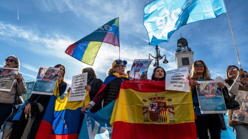 Diario Frontera, Frontera Digital,  Politica, ,La oposición venezolana pide “elecciones libres”
desde Madrid y respalda a María Corina Machado