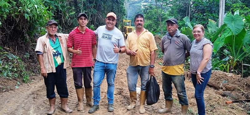 Diario Frontera, Frontera Digital,  Mocoties, ,Alcalde Víctor Bustamante trabaja en la recuperación 
de las vías agrícolas del municipio Zea