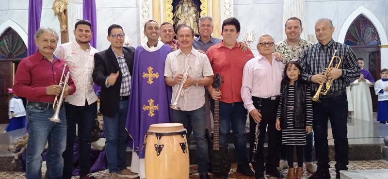 Diario Frontera, Frontera Digital,  Farándula, Mocoties, ,Con Misa en Acción de Gracias Orquesta los Profesionales 
celebró su XLI Aniversario