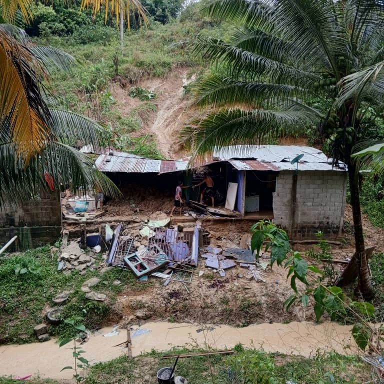 Diario Frontera, Frontera Digital,  El Vigía Panamericana, ,Deslave afectó vivienda en Campo Alegre de El Vigía