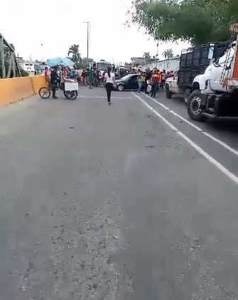 Diario Frontera, Frontera Digital,  El Vigía Panamericana, ,Vecinos de Nueva Bolivia y Caja Seca trancaron y protestaron Troncal 001 por crisis eléctrica