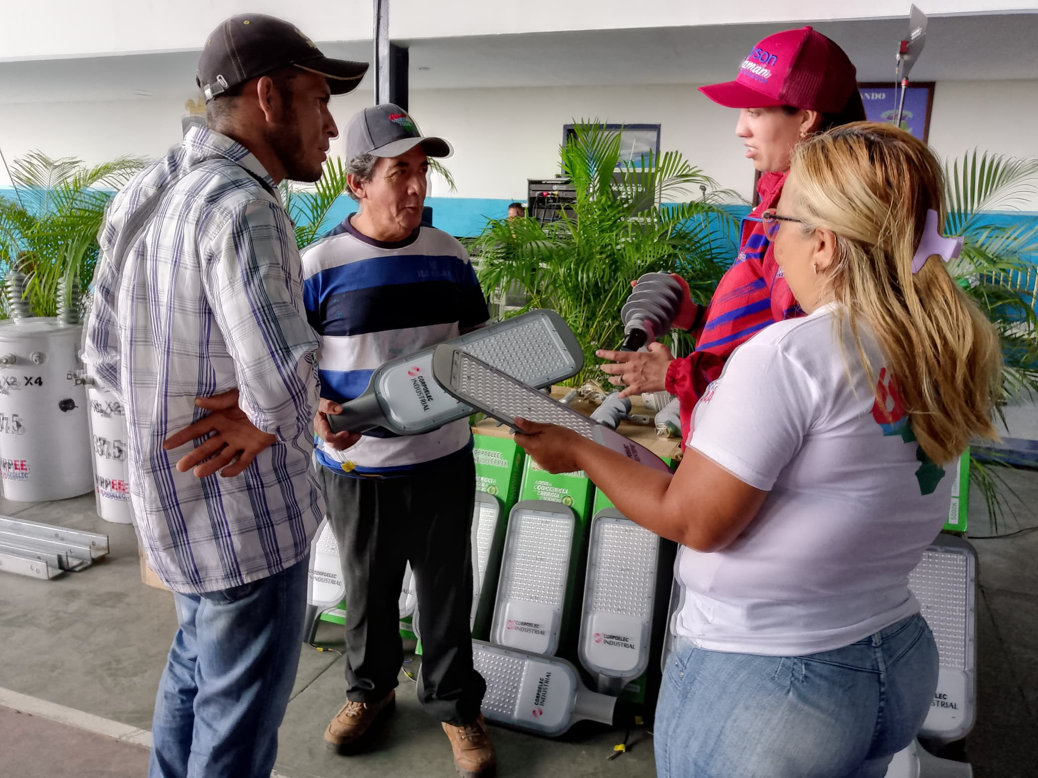 Diario Frontera, Frontera Digital,  El Vigía Panamericana, ,Gobernación entregó luminarias y transformadores en Alberto Adriani