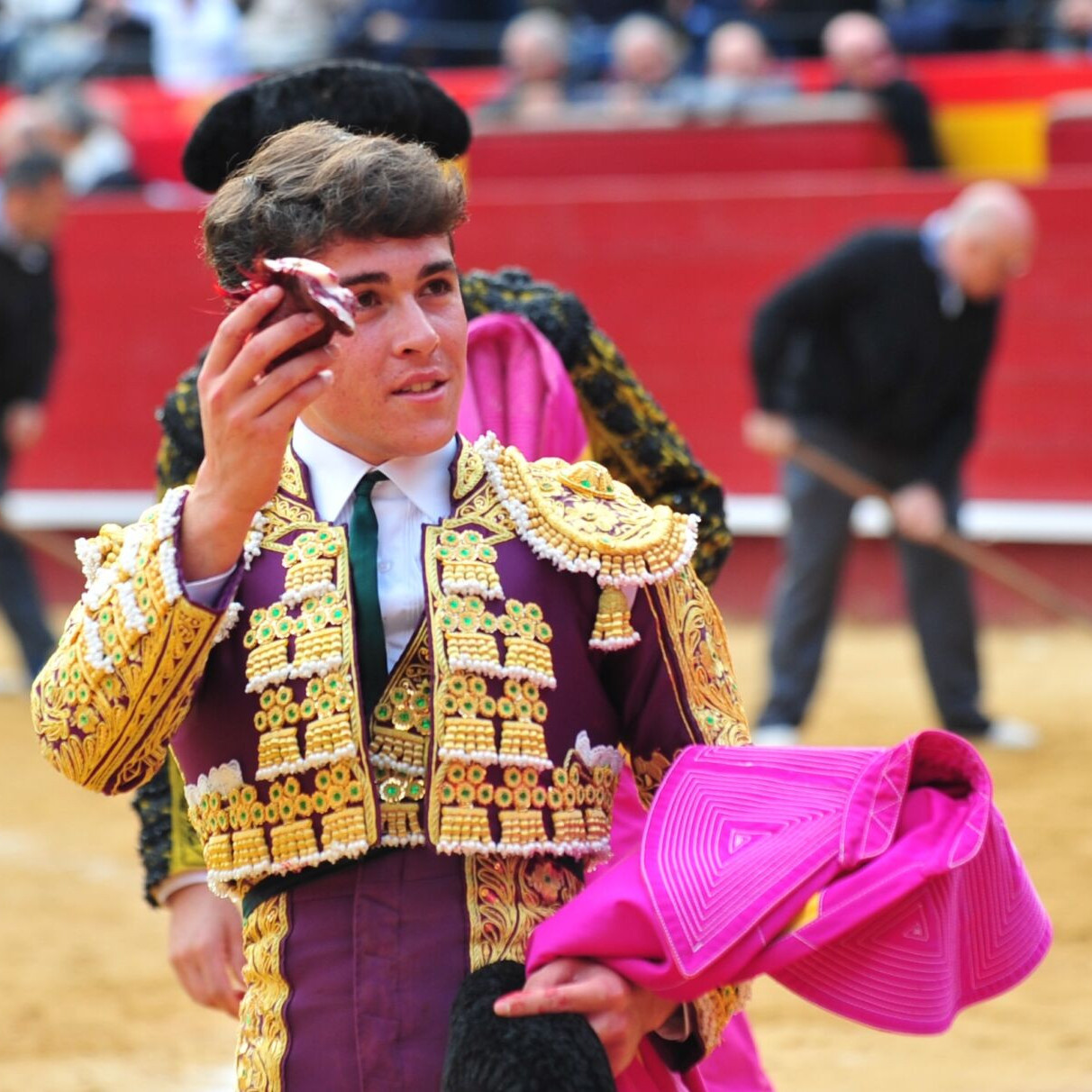 Diario Frontera, Frontera Digital,  Entretenimiento, ,Una novillada de lujo de Gallardo en Valencia: el triunfo de Jarocho y la distinción de Zulueta