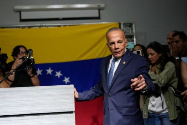 Diario Frontera, Frontera Digital,  Politica, ,Rosales: Me reúno con quien sea y si escogen otra candidatura me voy tranquilo para el Zulia