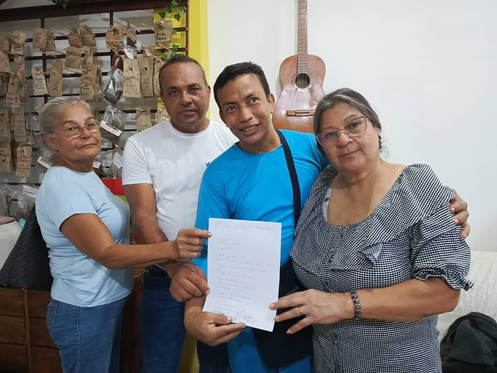 Diario Frontera, Frontera Digital,  El Vigía Panamericana, ,Directora Nacional de Comunidades Educativas recibió propuesta para techos ecológicos en planteles de El Vigía