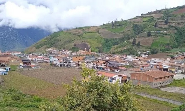 Diario Frontera, Frontera Digital,  Páramo, ,En Pueblo Llano se cansaron y cacerolearon tras más de 50 horas sin luz