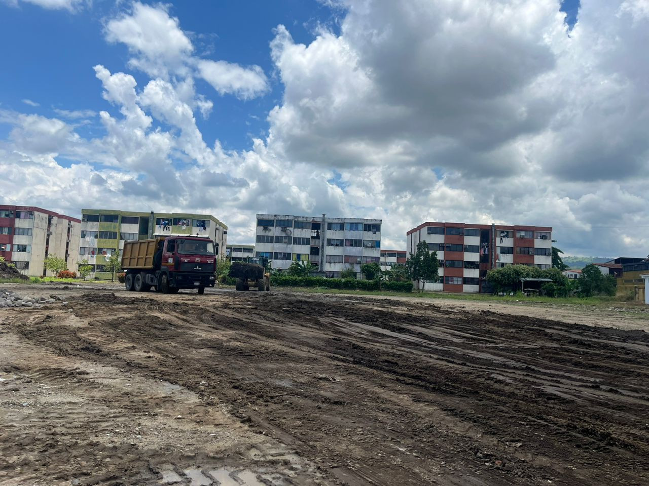 Diario Frontera, Frontera Digital,  El Vigía Panamericana, ,Gobernación comenzó instalación de Paneles Solares en el conjunto residencial Bubuqi II