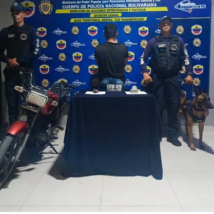 Diario Frontera, Frontera Digital,  Sucesos, ,CPNB y canino Willy detuvieron a un joven motorizado con presunta “droga" en El Vigía