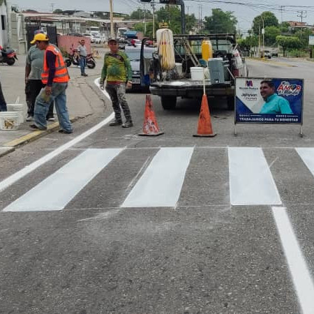 Diario Frontera, Frontera Digital,  El Vigía Panamericana, ,Gobierno de Jehyson Guzmán y Preciosa Merideña demarcan avenida Don Pepe Rojas