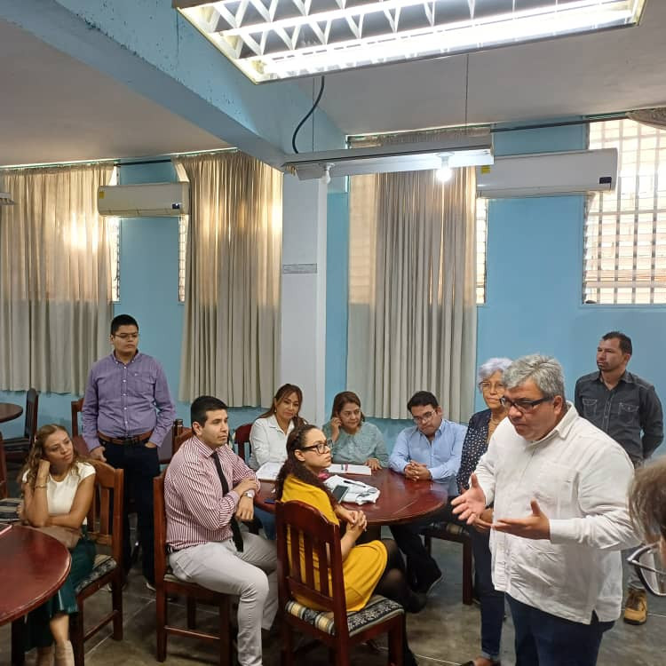 Diario Frontera, Frontera Digital,  Salud, ,Oftamólogos recibe inducción de equipo para realizar cirugía de catarata en el IAHULA