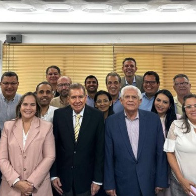 Diario Frontera, Frontera Digital,  Politica, ,Edmundo González Urrutia se reunió con la Plataforma Unitaria Democrática en la sede de UNT en Caracas