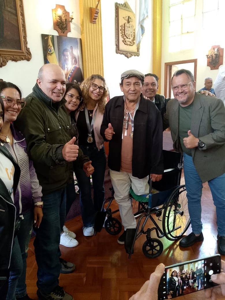 Diario Frontera, Frontera Digital,  El Vigía Panamericana, ,Consejo Legislativo otorgó a Jesús “Chucho” Márquez la orden Jesús Anselmi por el día del comunicador popular