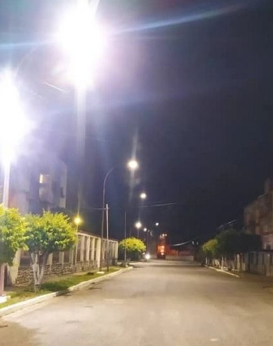Diario Frontera, Frontera Digital,  El Vigía Panamericana, ,Instalan luminarias en la Bubuquí 3 de El Vigía tras petición hecha por la VenApp