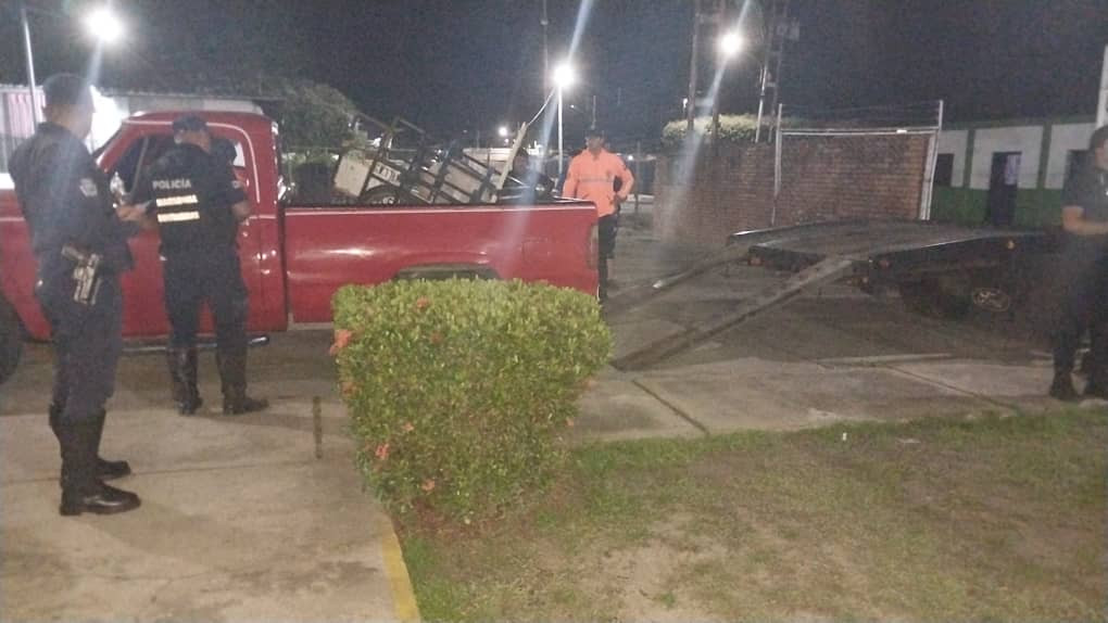 Diario Frontera, Frontera Digital,  Sucesos, ,Policía de tránsito indaga colisión entre una camioneta y una moto en El Vigía