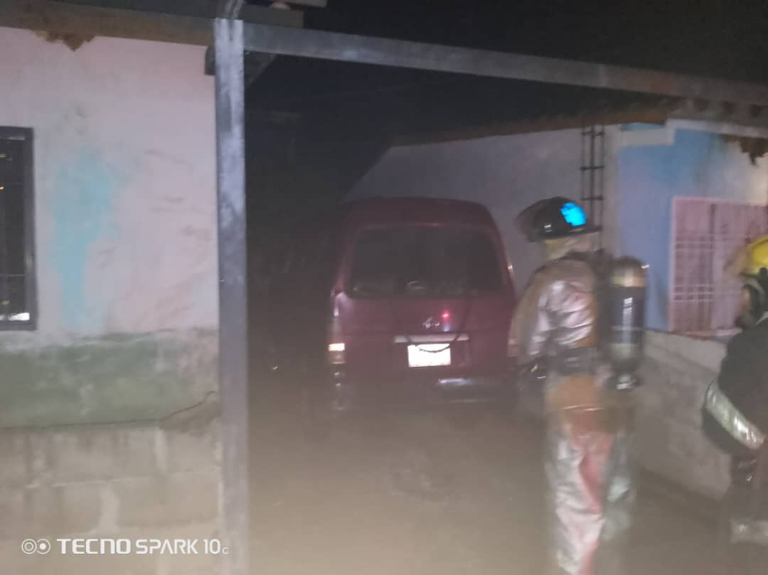Diario Frontera, Frontera Digital,  Sucesos, ,Bomberos combatió un incendio de un vehículo en El Vigía