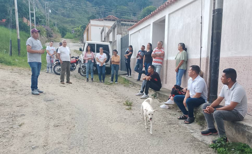 Diario Frontera, Frontera Digital,  Mocoties, ,Alcalde Víctor Bustamante sostiene encuentro con comunidades en Zea