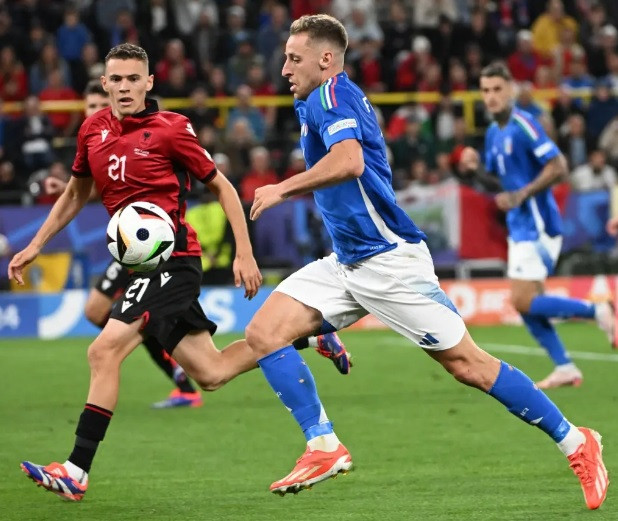 Diario Frontera, Frontera Digital,  Deportes, ,Italia remonta a Albania y gana su primer partido en la defensa de su campeonato en la Eurocopa 2024