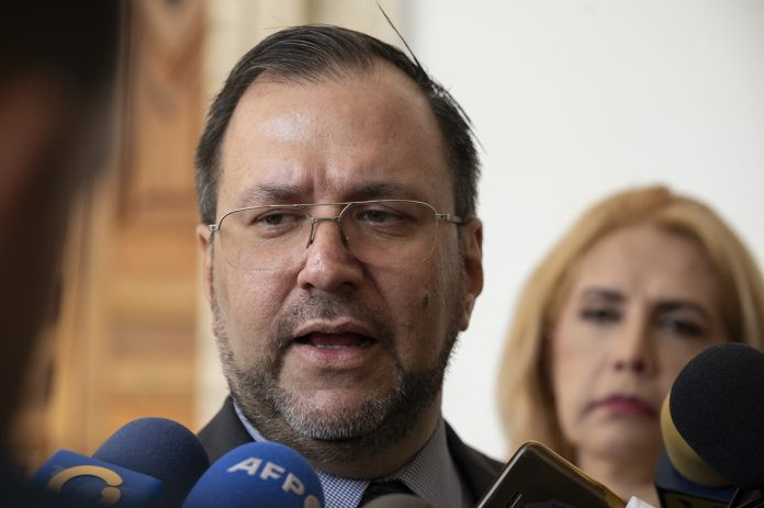 Diario Frontera, Frontera Digital,  Politica, ,Yván Gil arremete contra Brian Nichols: «Vuelve con su vulgar obsesión»