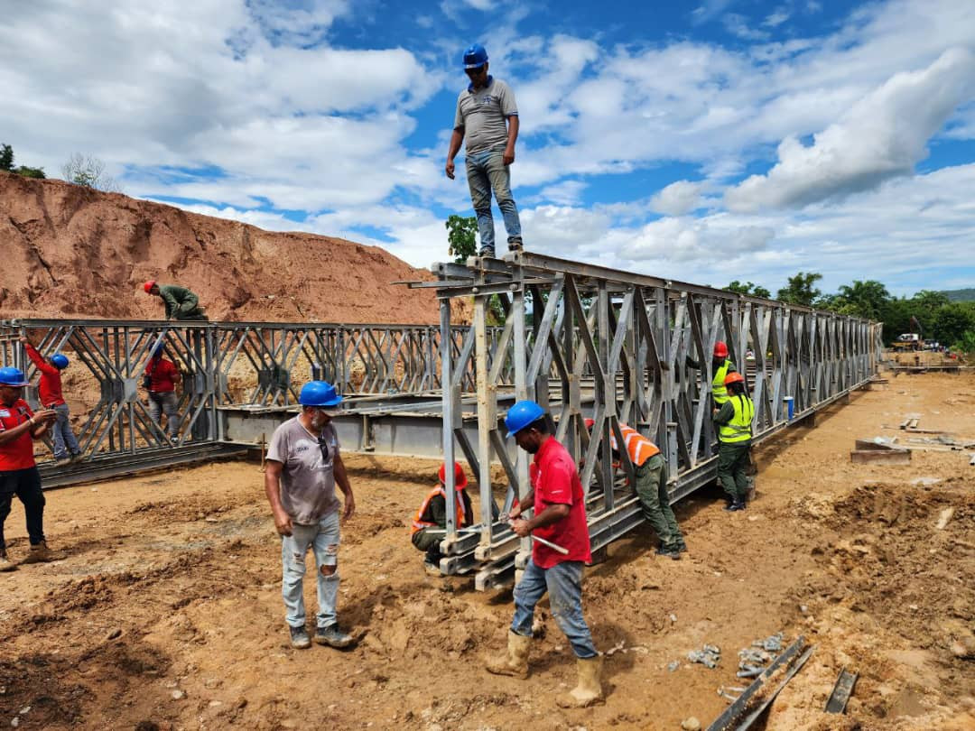 Diario Frontera, Frontera Digital,  El Vigía Panamericana, ,En 80% avanza construcción del Puente Onia orientada por el presidente Nicolás Maduro
