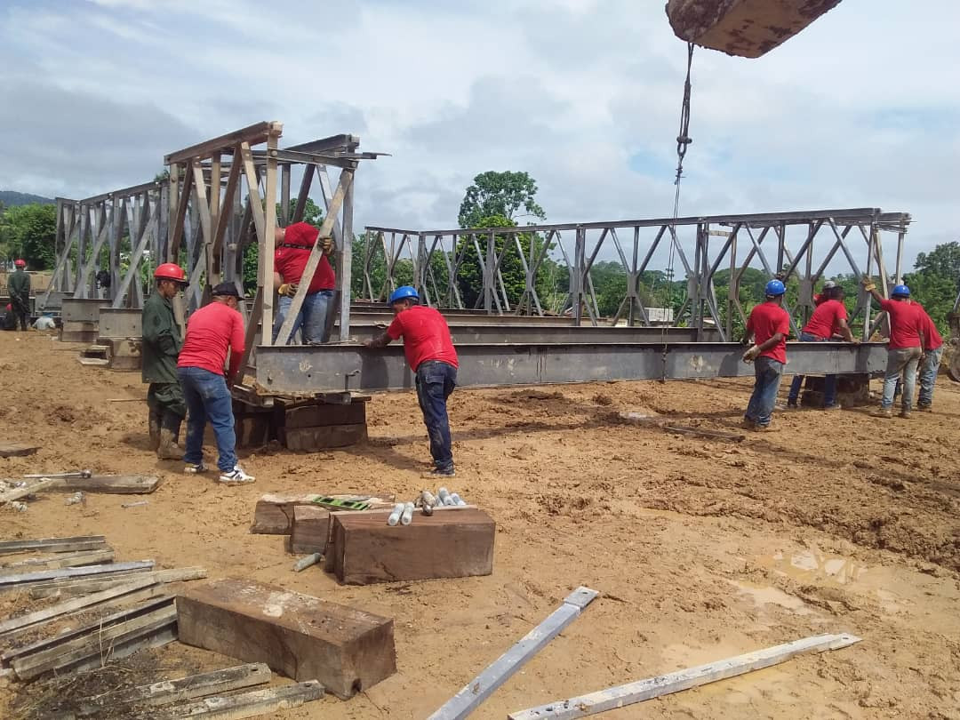 Diario Frontera, Frontera Digital,  El Vigía Panamericana, ,Presidente Nicolás Maduro inició el armado del puente Onia