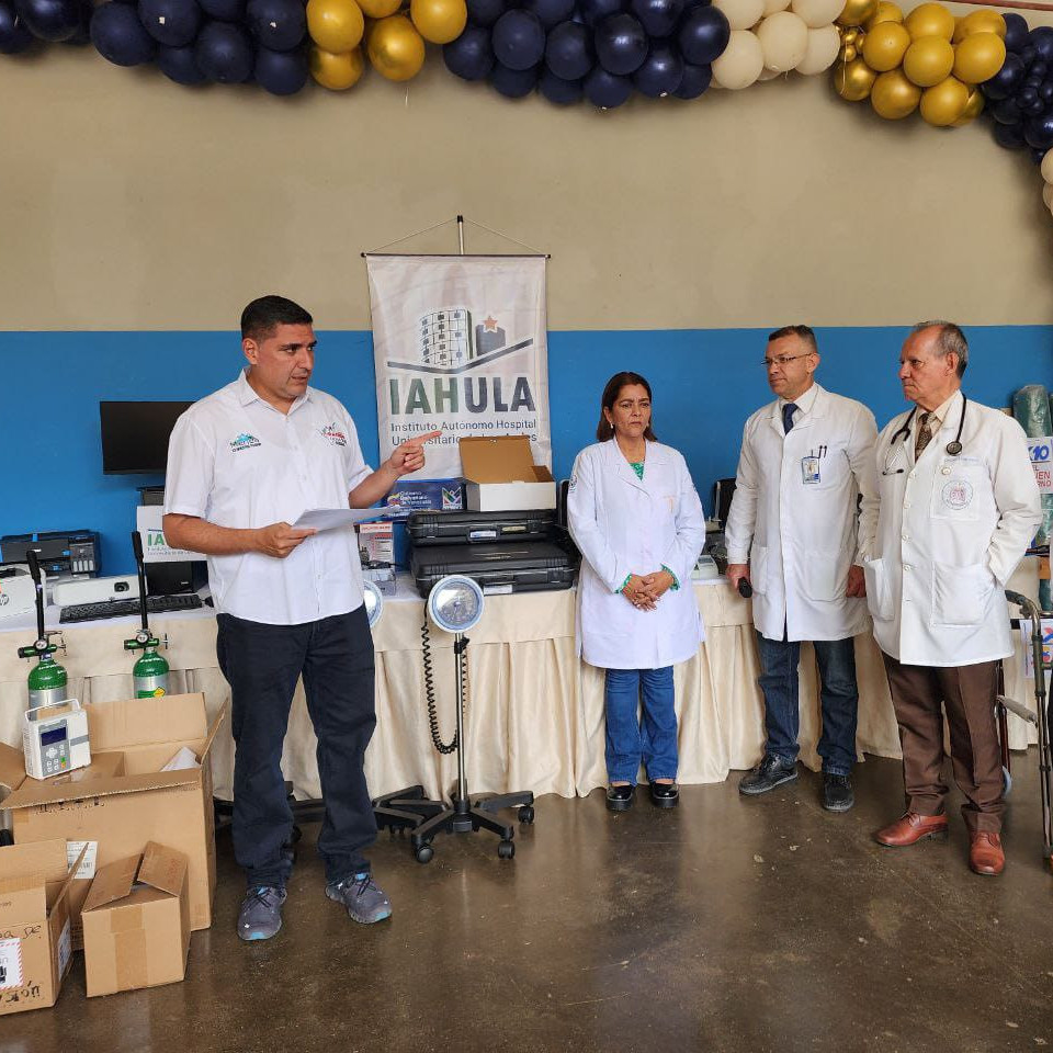 Diario Frontera, Frontera Digital,  Salud, ,El presidente Nicolás Maduro y el gobernador Jehyson Guzmán entregaron dotación al Iahula