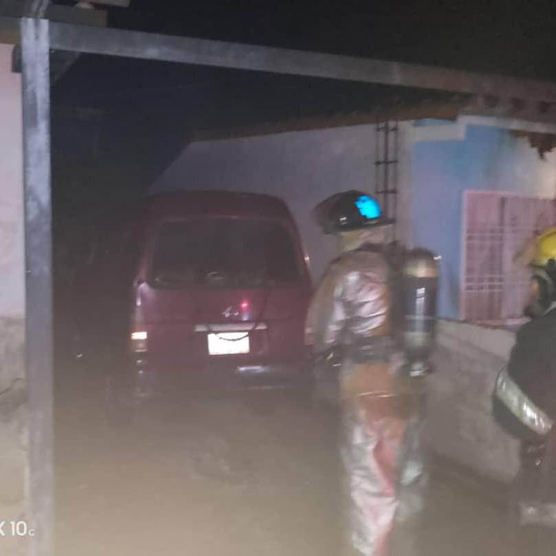 Diario Frontera, Frontera Digital,  Sucesos, ,Bomberos combatió un incendio de un vehículo en El Vigía