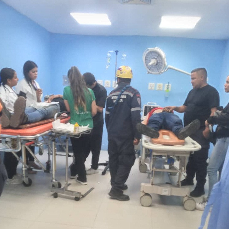 Diario Frontera, Frontera Digital,  Sucesos, ,Dos jóvenes lesionados tras impactar la moto en el sector Iberia de El Vigía