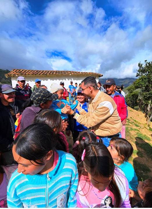 Diario Frontera, Frontera Digital,  Politica, ,Jesús Araque evaluó organización de estructuras en El Morro y Los Nevados
