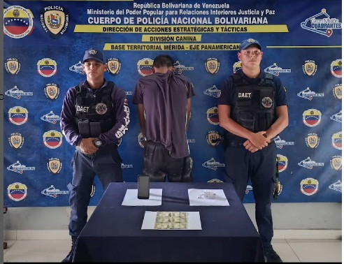 Diario Frontera, Frontera Digital,  Sucesos, ,División canina de la CPNB capturó a ciudadano apodado "El Peter" por atracador en el Vigía