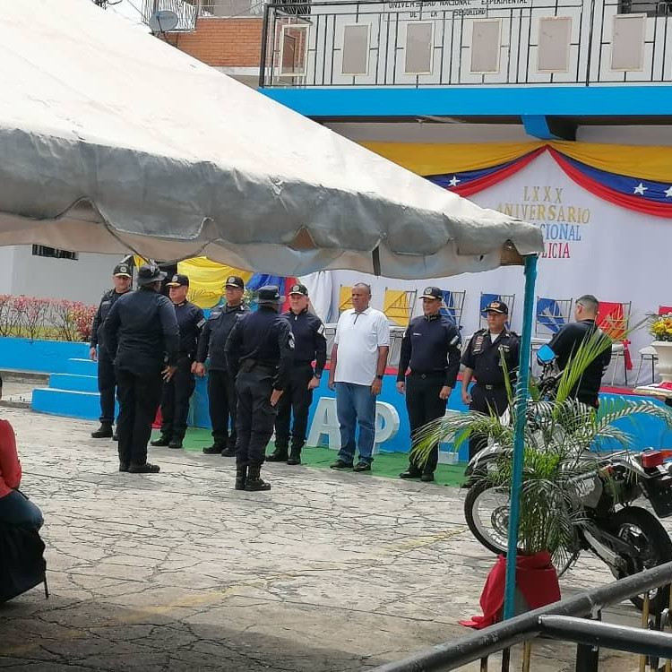 Diario Frontera, Frontera Digital,  El Vigía Panamericana, ,Comandancia de la Policía condecoró a 54 funcionarios de El Vigía y Eje Panamericano