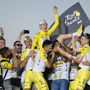 Diario Frontera, Frontera Digital,  Deportes, ,Pogacar aplasta a sus rivales y gana su tercer Tour de Francia