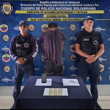 Diario Frontera, Frontera Digital,  Sucesos, ,División canina de la CPNB capturó a ciudadano apodado "El Peter" por atracador en el Vigía
