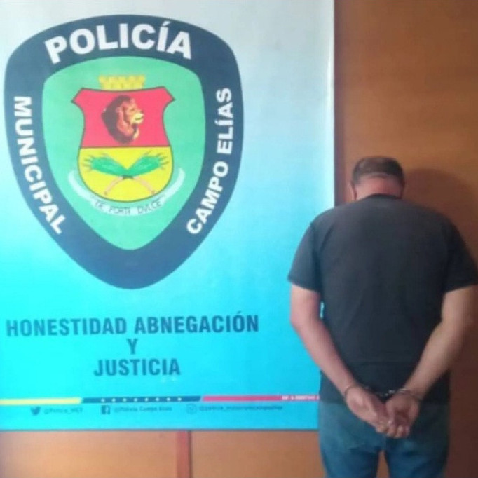 Diario Frontera, Frontera Digital,  Sucesos, ,Policía Municipal detuvo a ciudadano apodado "Carro Bomba" tras intentar quemar a su familia en Ejido