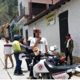 Diario Frontera, Frontera Digital,  Sucesos, ,Ciudadana resultó lesionada en una colisión
entre dos motos en Tovar