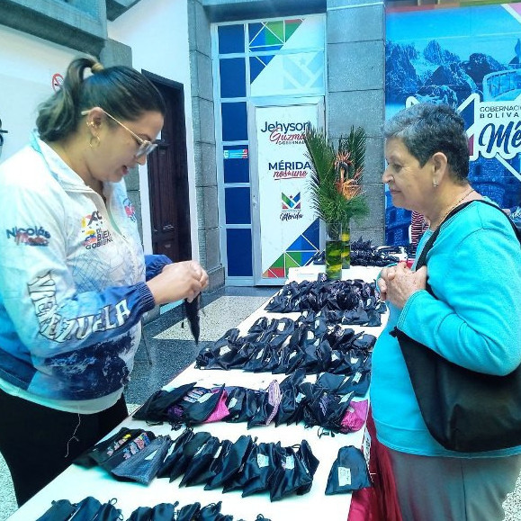 Diario Frontera, Frontera Digital,  Salud, ,El gobernador Jehyson Guzmán entregó 800 pares de lentes