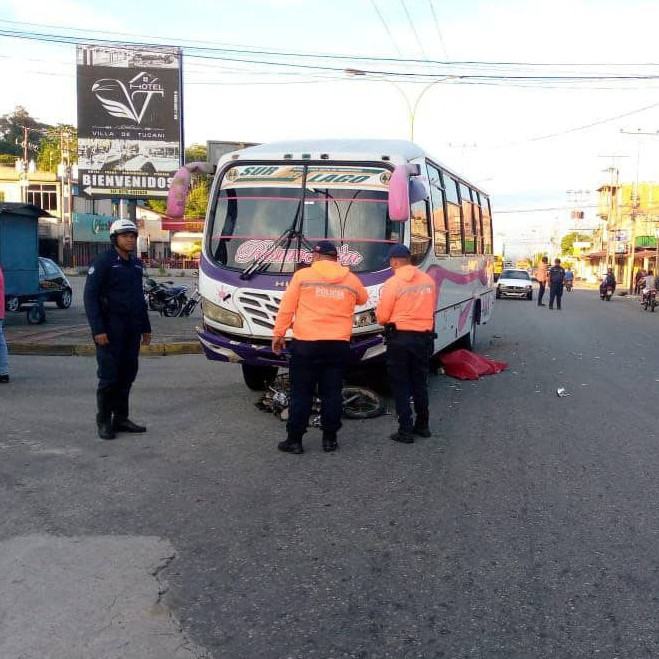 Diario Frontera, Frontera Digital,  Sucesos, ,Joven motorizado murió en colisión entre moto
y unidad de transporte en Tucaní