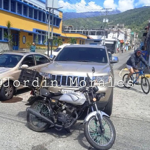 Diario Frontera, Frontera Digital,  Sucesos, ,Ciudadano sexagenario resultó herido
en colisión entre una moto y un camioneta en Mérida