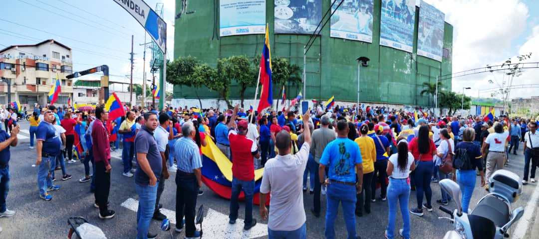 Diario Frontera, Frontera Digital,  El Vigía Panamericana, ,Vigíenses de oposición y sociedad civil se apostaron 
en el enlace vial Omaira Candela de Quintero