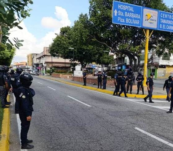 Diario Frontera, Frontera Digital,  El Vigía Panamericana, ,Cuerpos de seguridad, policiales y castrenses tomaron plazas de El Vigía