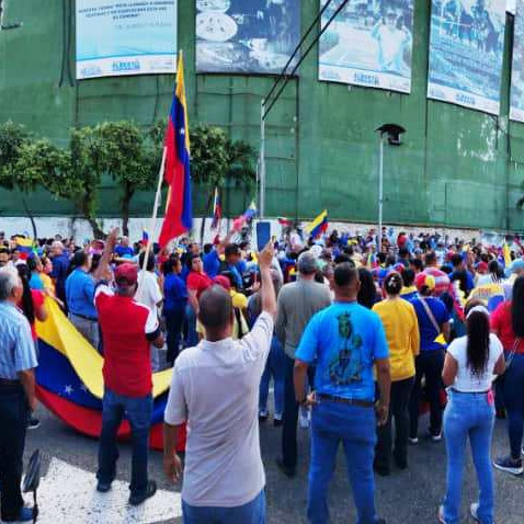Diario Frontera, Frontera Digital,  El Vigía Panamericana, ,Vigíenses de oposición y sociedad civil se apostaron 
en el enlace vial Omaira Candela de Quintero