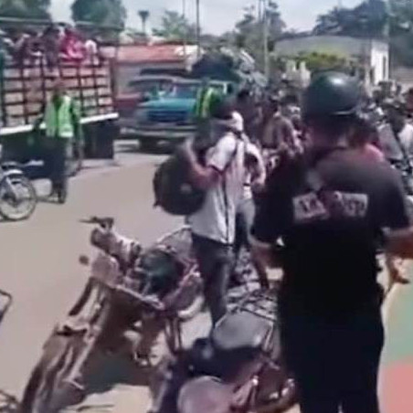 Diario Frontera, Frontera Digital,  El Vigía Panamericana, ,Enfrentamientos entre el ELN y las FARC 
genera desplazamiento al Sur del Lago