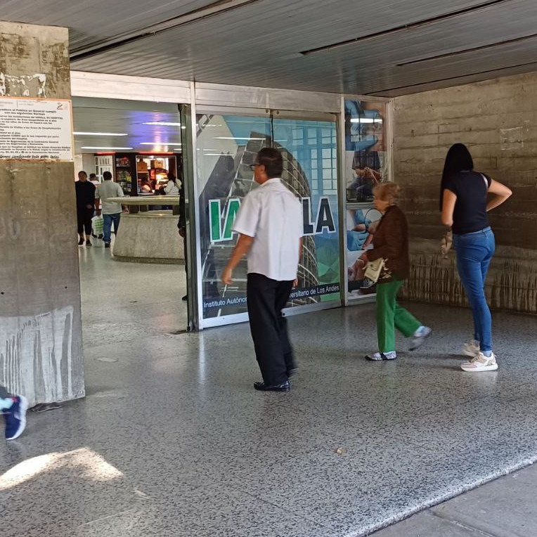 Diario Frontera, Frontera Digital,  Salud, ,ULA respalda a médicos jubilados de oficio en el Iahula