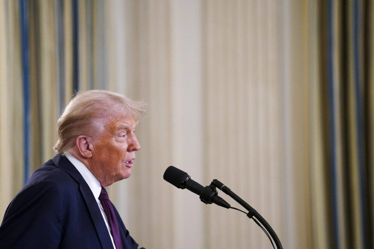 Diario Frontera, Frontera Digital,  Internacionales, ,Foto de archivo del presidente de Estados Unidos Donald Trump | Foto EFE/EPA/WILL OLIVER / POOL,Trump da a Hamás hasta el domingo para aceptar su plan sobre Gaza: 
"Si no se alcanza este acuerdo se desatará un infierno"